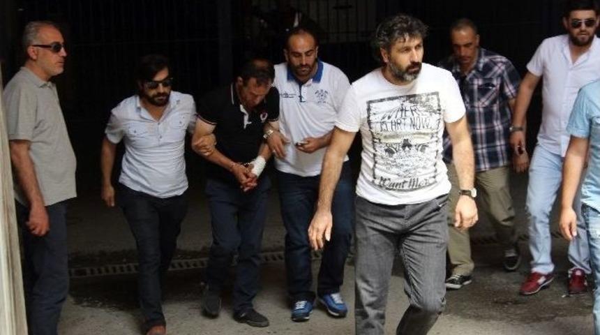Eşi Ve İki Çocuğunu Katleden Şahıs Tutuklandı