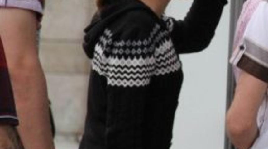 Hakkında 5 Yıl Hapis Cezası Bulunan Kadın Tutuklandı