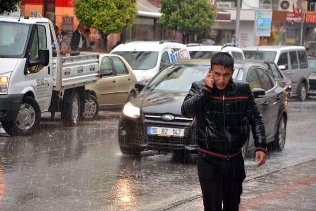 Balıkesir’de Sağanak Yağış