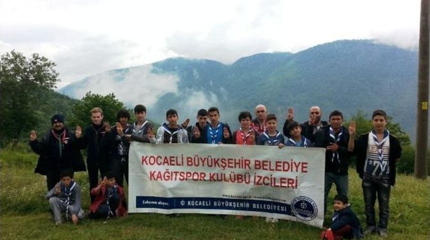 Beyaz Kalpler İzcilik Faaliyetinde