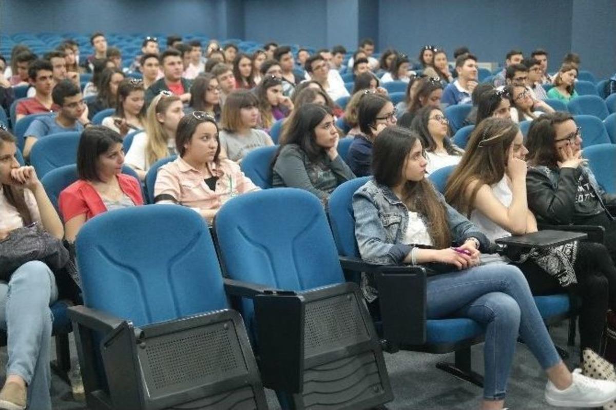 Gkv&rsquo;liler &Uuml;niversiteleri Mercek Altına Aldı