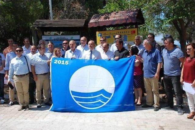 Didim Belediyesi Orman Kampının Temizliği Mavi Bayrakla Tescillendi