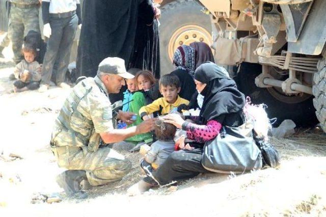 Başbakan Yardımcısı Kurtulmuş, Suriye Sınırında Inceleme Yapacak (2)