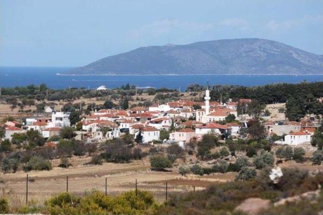 Çeşme'nin Içme Suyunu Karşılayan Barajın Yanına Yapılan Taş Ocağına Mahkeme Freni