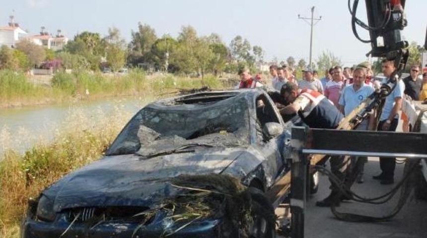 Sulama Kanalına U&ccedil;an Otomobilde 2 Kişi &Ouml;ld&uuml;