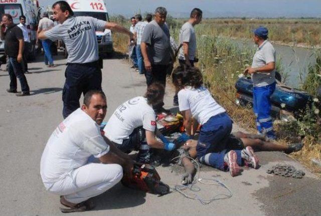 Sulama Kanalına Uçan Otomobilde 2 Kişi Öldü