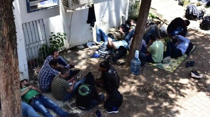 Bodrum&rsquo;da Her G&uuml;n Ka&ccedil;ak G&ouml;&ccedil;men Yakalanıyor