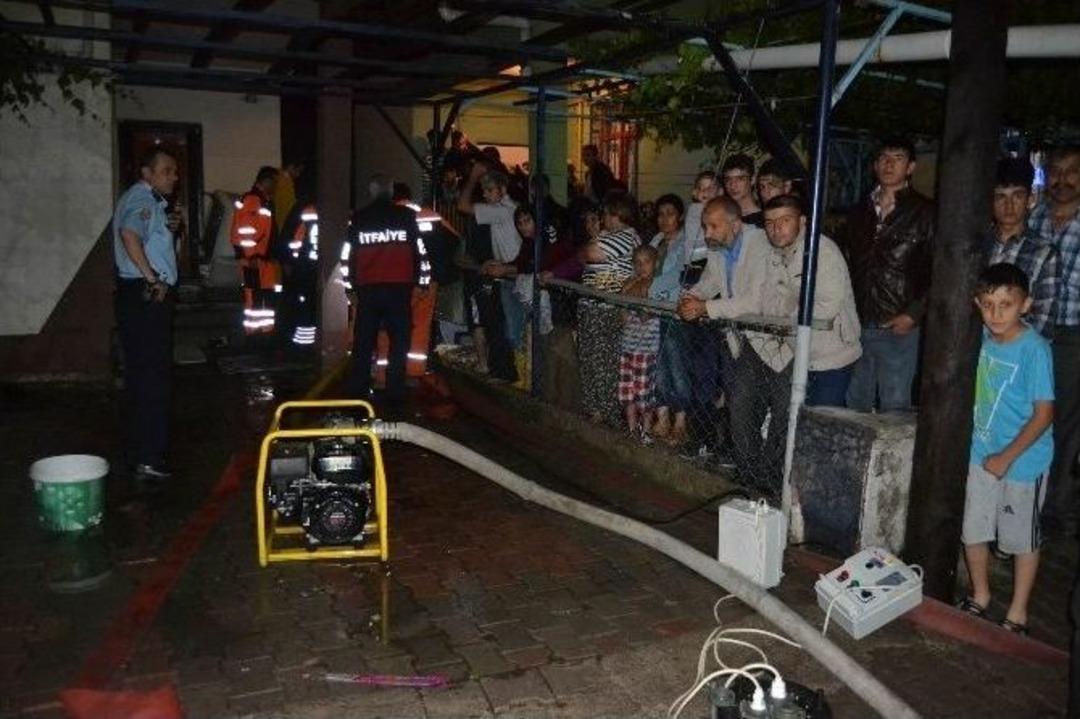 Suriyeli Baba İle Kızı Su Basan Evde Boğuldu