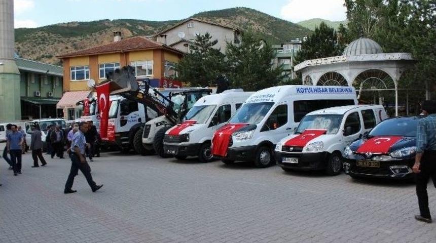 Koyulhisar Belediyesi Ara&ccedil; Filosunu G&uuml;&ccedil;lendirdi