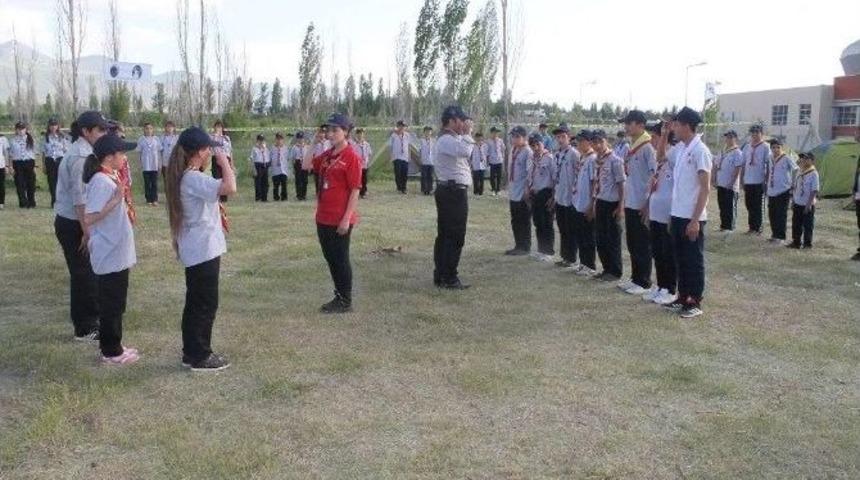 Mavi Kartaneleri İzcilik Kul&uuml;p Kampı