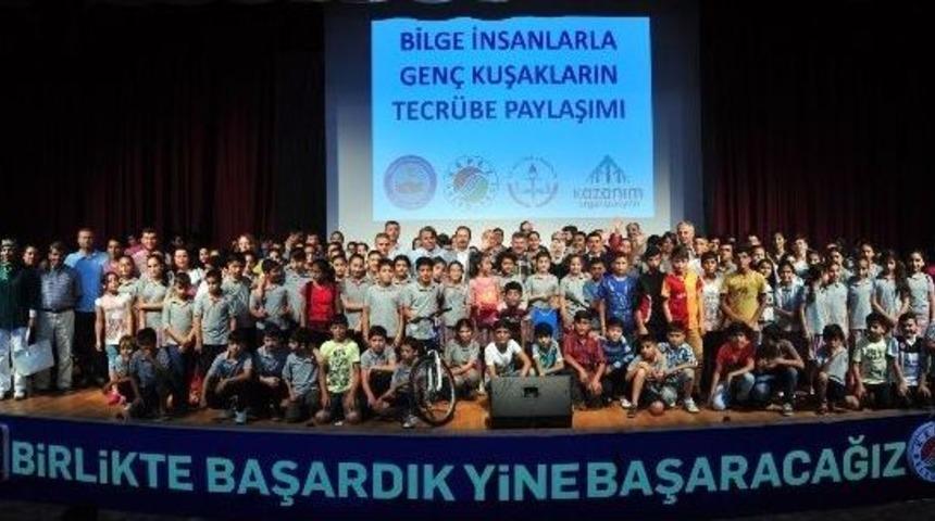 Başkan T&uuml;t&uuml;nc&uuml; &Ouml;ğrencilerle Bir Araya Geldi