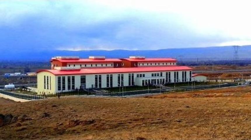 Kayseri'de Sığınmacı Ve M&uuml;lteciler I&ccedil;in Kabul Ve Barınma Merkezi Yapıldı