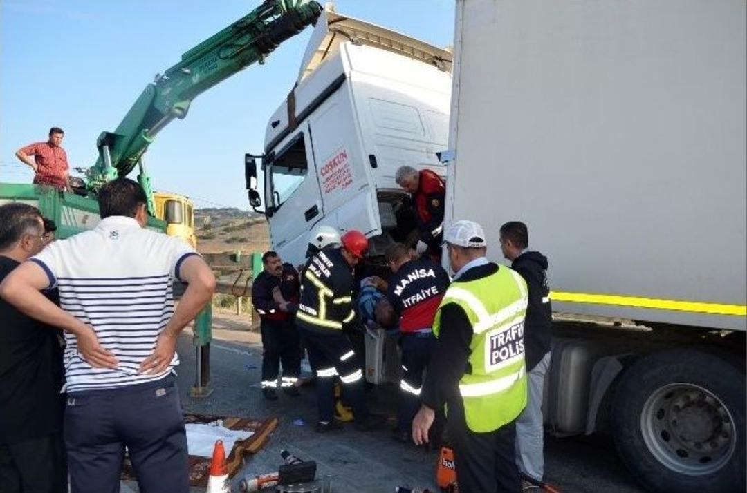 Manisa&rsquo;da Feci Kaza: 1 &Ouml;l&uuml;