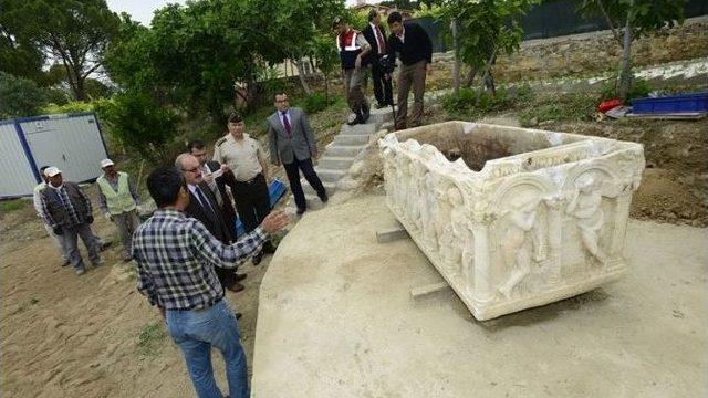 Denizli’de 2 Bin Yıllık Mezar Bulundu