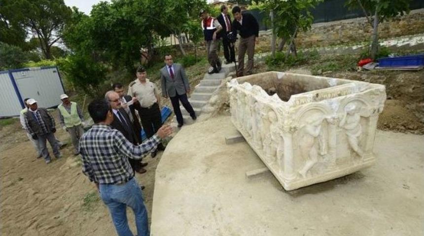 Denizli&rsquo;de 2 Bin Yıllık Mezar Bulundu