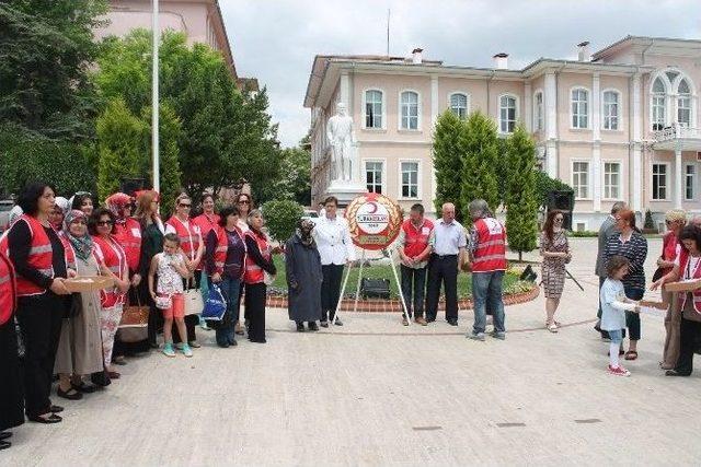 Türk Kızılayı Tekirdağ Şube Başkanı Hamiyet Çizen: