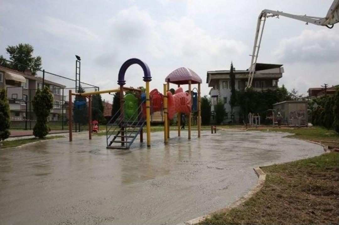 Parklar Yaz Tatiline Hazırlanıyor