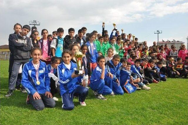 (özel Haber) - Muş’ta Kız Çocukları Atletizme Gönül Verdi