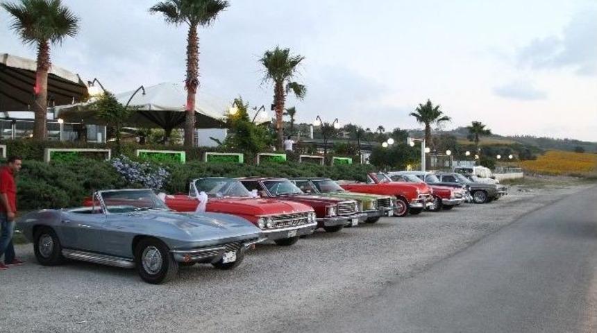 Adana Klasik Otomobil Kul&uuml;b&uuml; 1 Yaşında