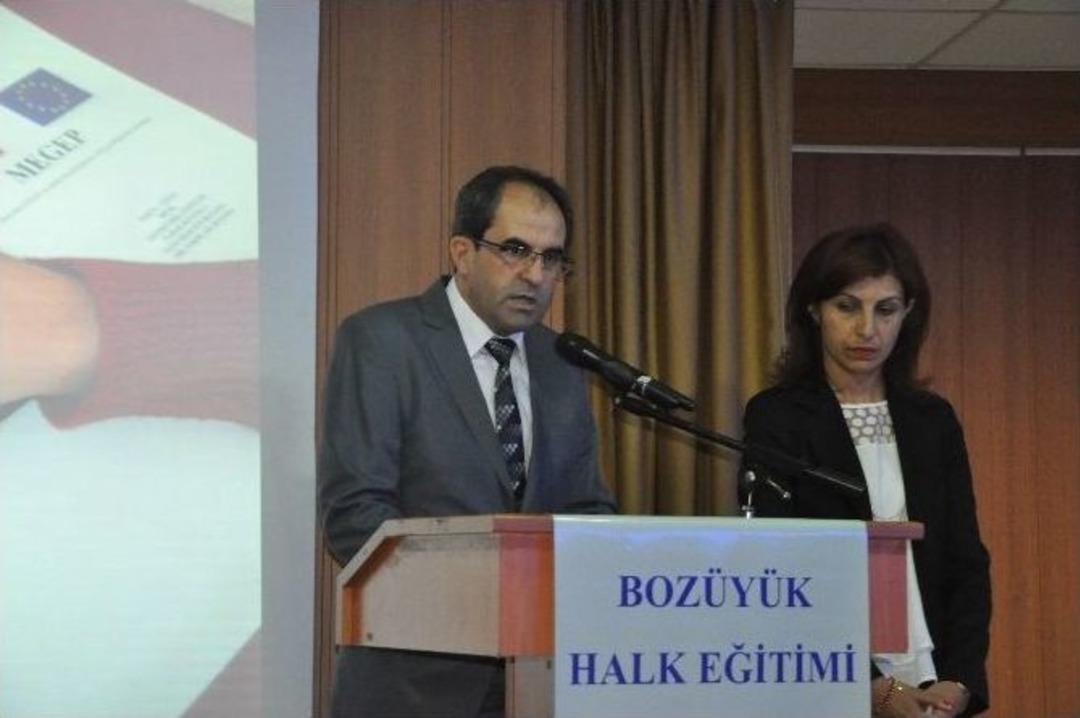 Boz&uuml;y&uuml;k Halk Eğitim Merkezi Yıl Sonu Sergisi A&ccedil;ıldı