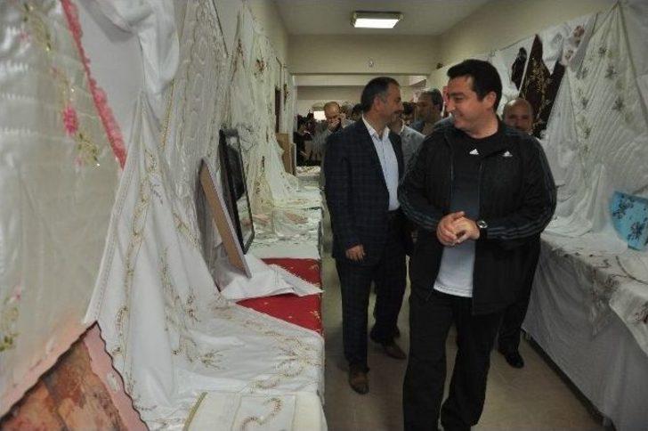 Bozüyük Halk Eğitim Merkezi Yıl Sonu Sergisi Açıldı G5