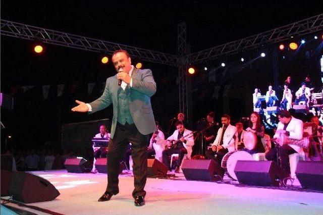 Bülent Serttaş, Kaş’ta Hayranları İle Buluştu