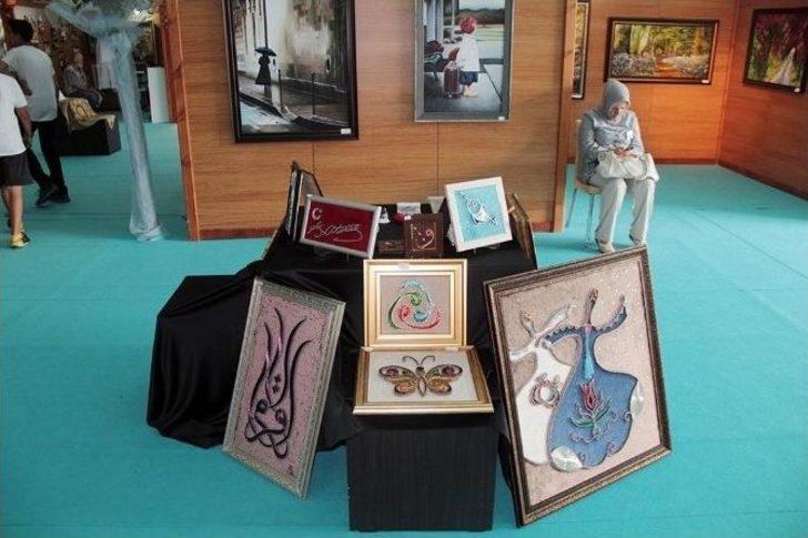 Samek Yılsonu Sergisi Ziyaretçilerini Bekliyor G3