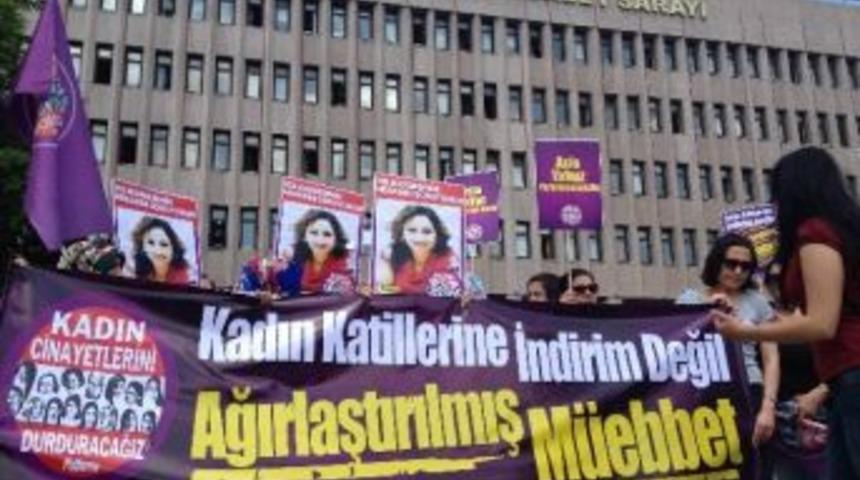 Ankara Adliyesi &Ouml;n&uuml;nde Ka&ccedil;maz&rsquo;ın Ailesine Destek Eylemi