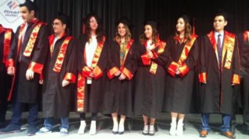 Final&rsquo;de Mezuniyet Coşkusu