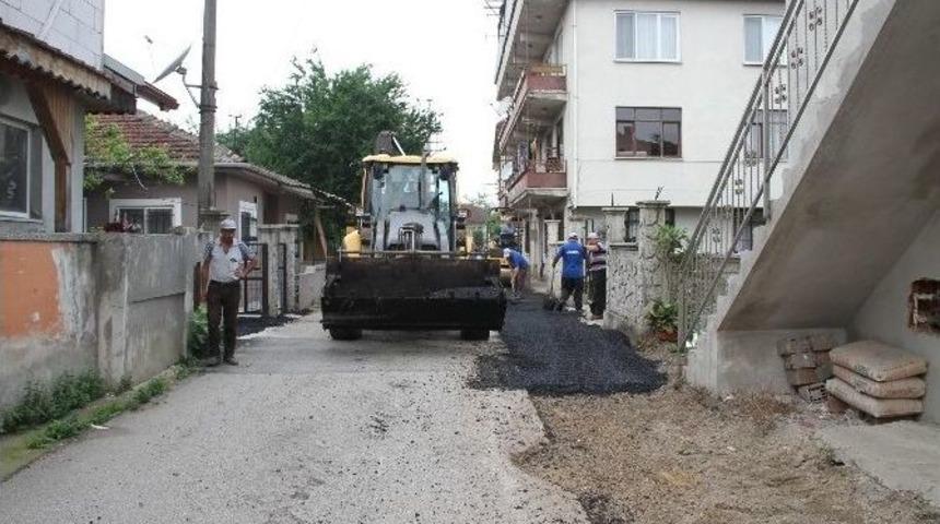Akyazı Belediyesi Asfalt Yama &Ccedil;alışmaları Devam Ediyor