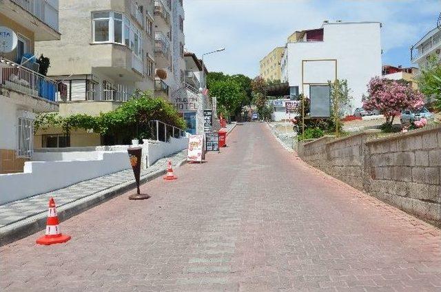 Kuşadası&rsquo;nda Yol Yapım &Ccedil;alışmaları 2