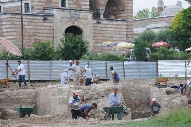 Edirne'de Tarih, Toprak Altından Çıkarılıyor