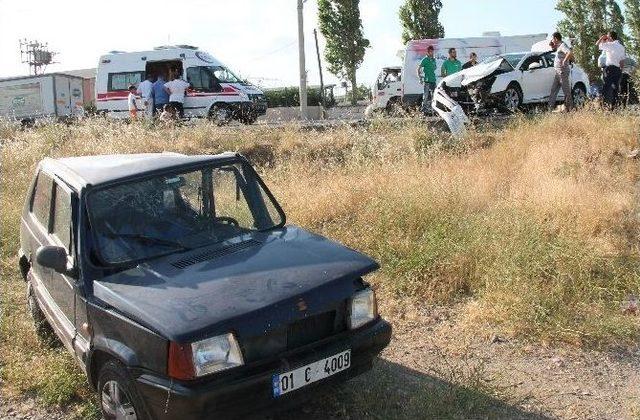 Elazığ’da Trafik Kazası: 3 Yaralı