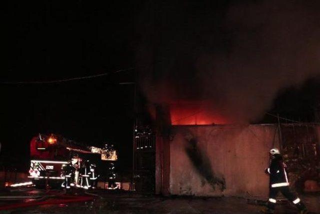 Hadımk&ouml;y de T&uuml;l Deposunda Yangın 3