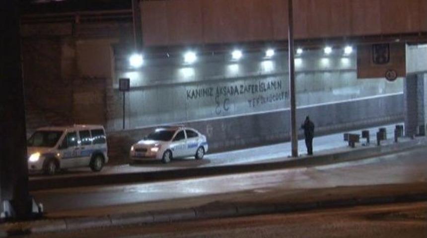 Başkent&rsquo;te 5 Kişi K&ouml;pr&uuml; Altına Yazı Yazarken Yakalandı