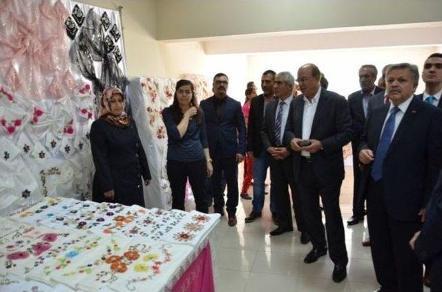 Mamahatun Bilim Ve &Ccedil;ocuk Şenliği Ger&ccedil;ekleştirildi 1