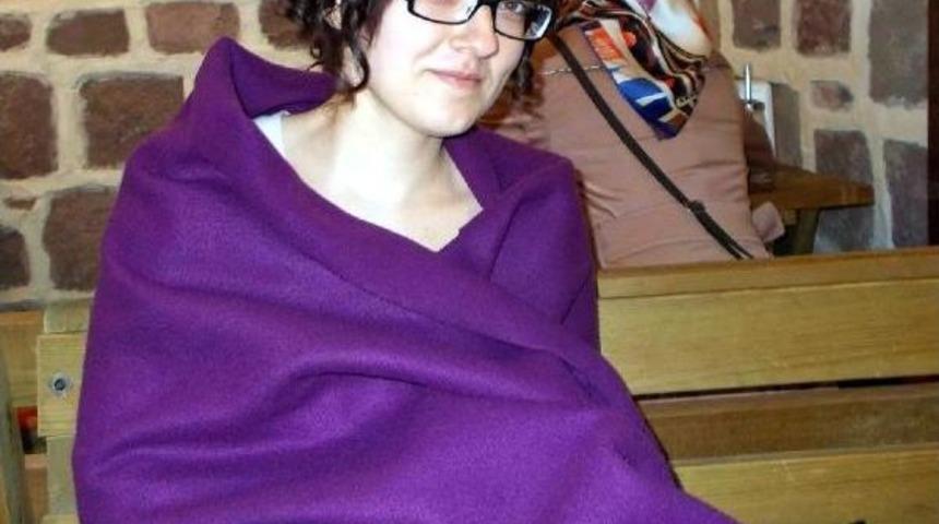 Paraş&uuml;t&uuml;yle Ali Dağı'nda D&uuml;şen &Uuml;niversiteli Nurcan Yaralandı