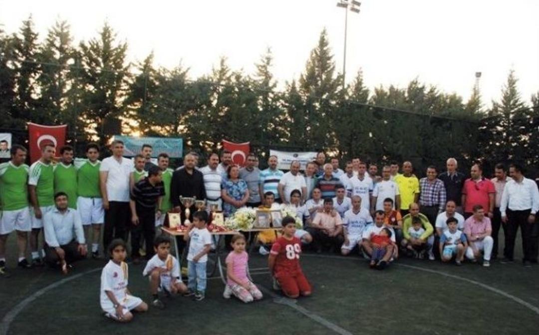 Hayatını Kaybeden Meslektaşlarını Anmak İ&ccedil;in Futbol Turnuvası Yaptılar