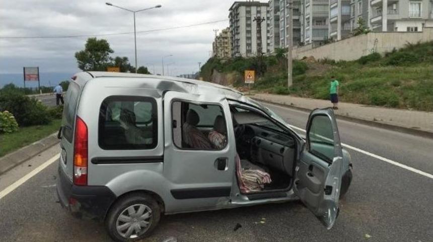 Fatsa&rsquo;da Trafik Kazası: 2 Yaralı