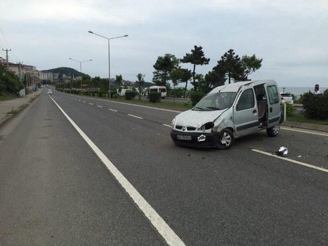 Fatsa&rsquo;da Trafik Kazası: 2 Yaralı 1