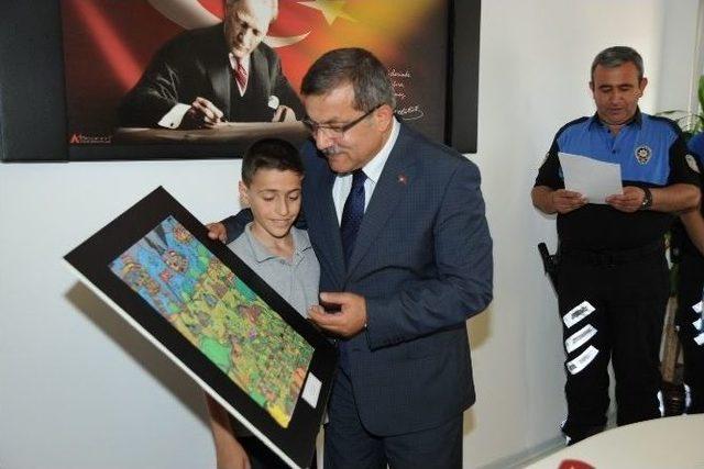 Emniyetten &Ouml;ğrencilere &Ouml;d&uuml;l 2