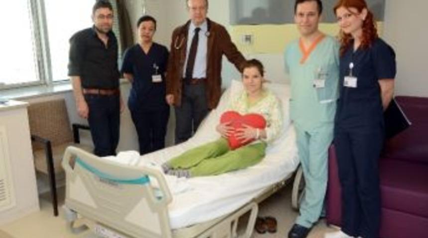 25 Yaşında Kalbinin Delik Olduğunu &Ouml;ğrendi