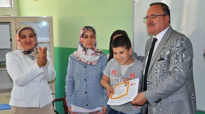 Şırnak&rsquo;ta Karne Dağıtım T&ouml;reni D&uuml;zenlendi