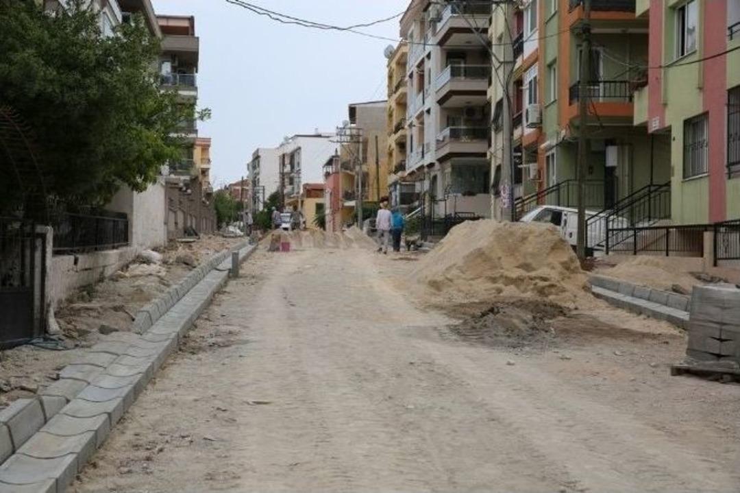 Buca&rsquo;da Sokaklar Yenileniyor