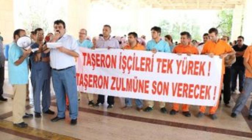 A&uuml; Hastanesi Taşeron İş&ccedil;ilerinden Eylem