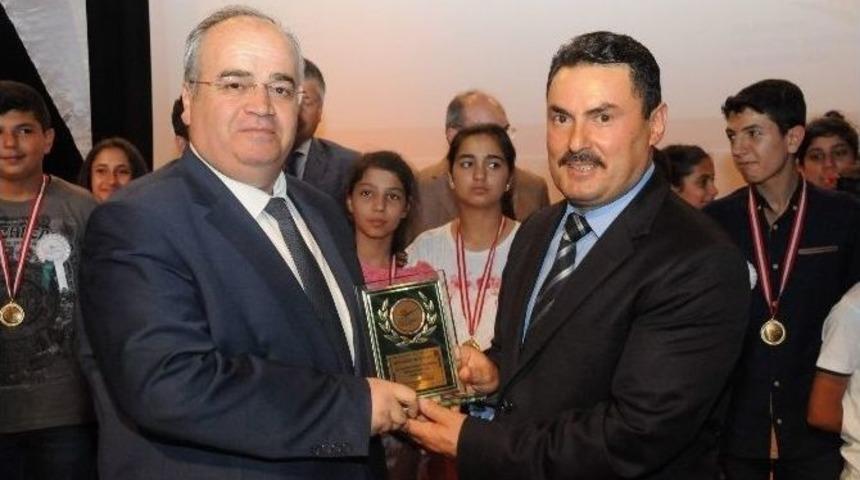 Şehitkamil Belediyesi&rsquo;ne &Ccedil;evre &Ouml;d&uuml;l&uuml;