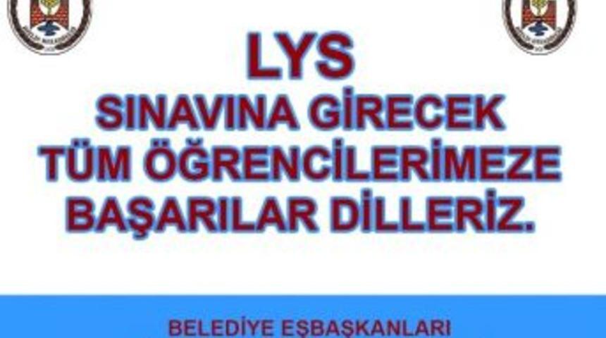 Bitlis Belediyesi Eşbaşkanları Lys Sınavına Girecek &Ouml;ğrencilere Başarılar Dilediler