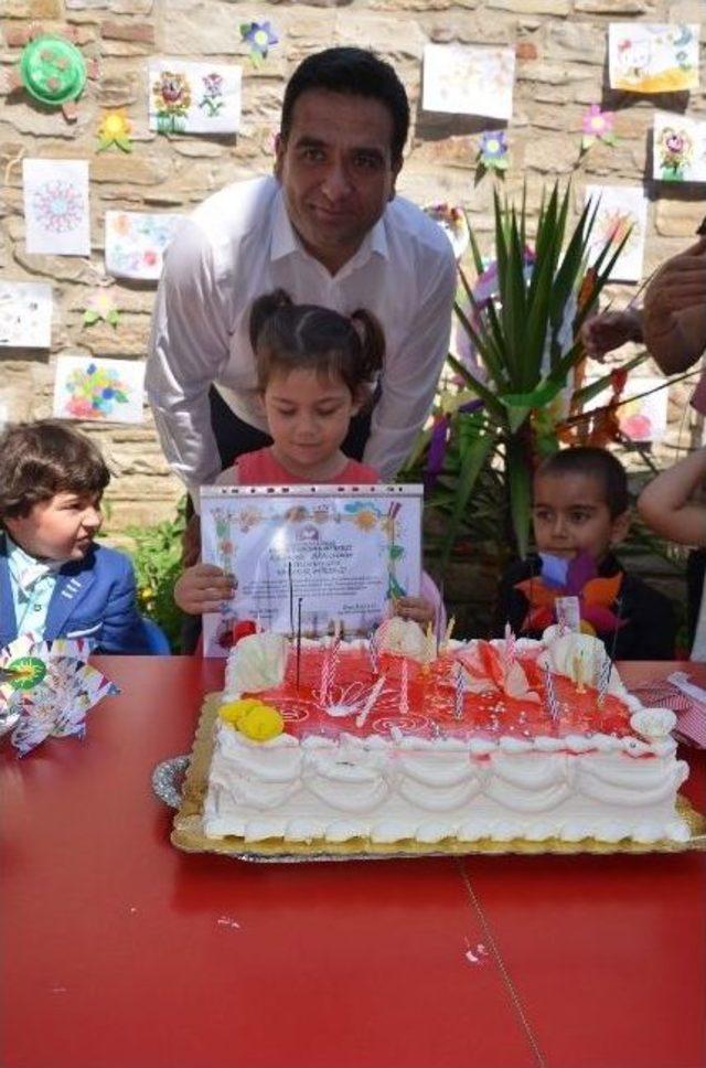 Kuşadası’nda Miniklerin Sertifika Heyecanı 1