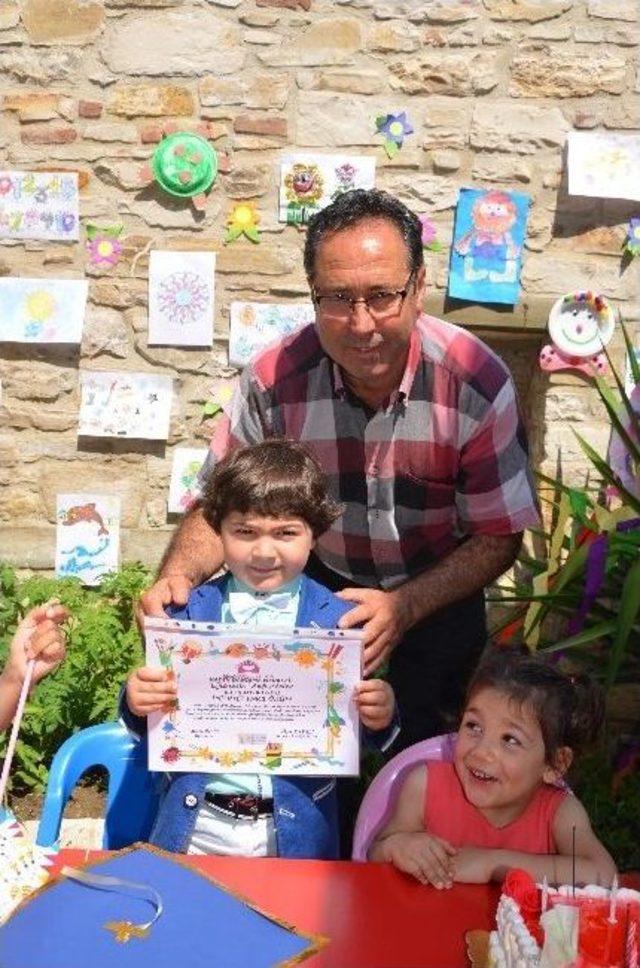 Kuşadası’nda Miniklerin Sertifika Heyecanı 2