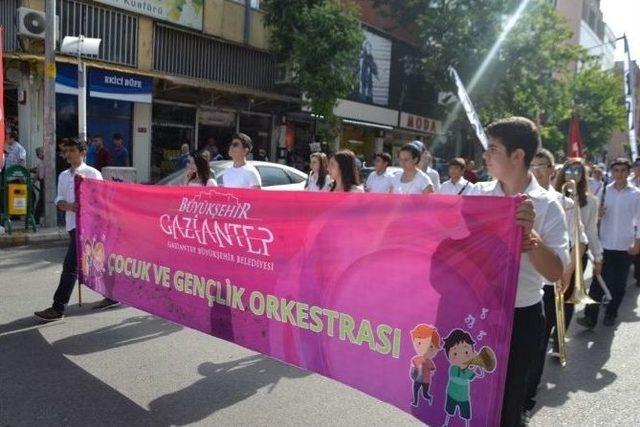 B&uuml;y&uuml;kşehir Orkestrası İle Bandosu Adıyaman M&uuml;zik Festivalinde 1